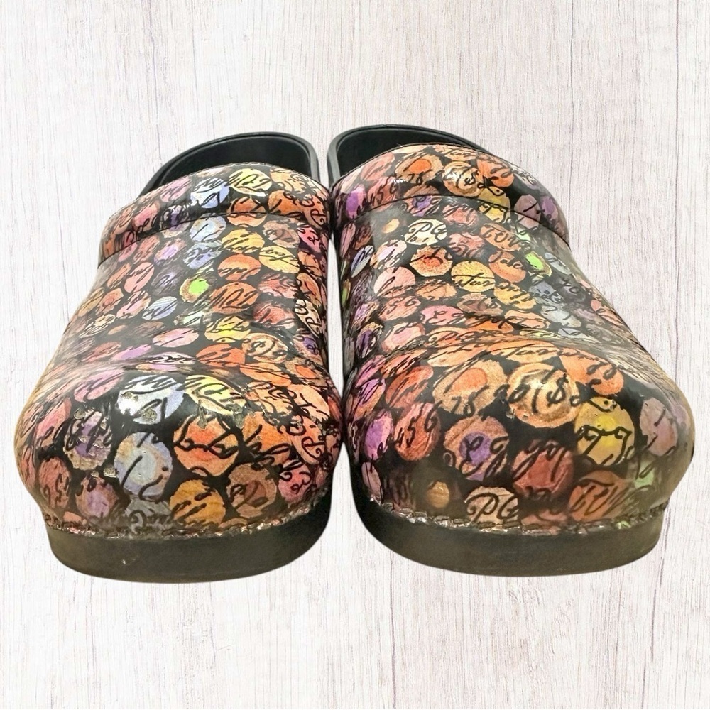 Dansko- Multi Color Dot w/ Script Printed Stapled Leather Classic Clog- Size 39 - Picture 3 of 10